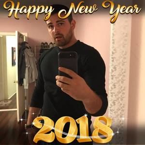 Meet your Posher, Dennis